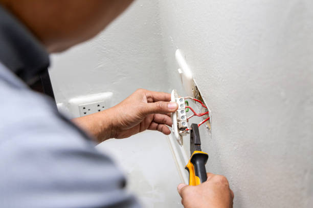 Best Circuit Breaker Repair  in Kearns, UT